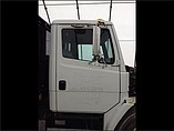 FREIGHTLINER FL60 Photo #8