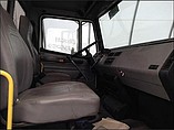 FREIGHTLINER FL70 Photo #6