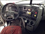 FREIGHTLINER COLUMBIA 120 Photo #6