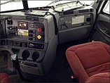 FREIGHTLINER COLUMBIA 120 Photo #7