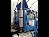 FREIGHTLINER FL112 Photo #4