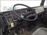 FREIGHTLINER FL112 Photo #7