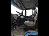 FREIGHTLINER FL112 Photo #8