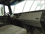 FREIGHTLINER FL112 Photo #9