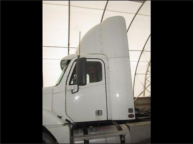 FREIGHTLINER COLUMBIA 120 Photo