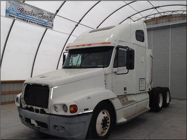 FREIGHTLINER COLUMBIA 120