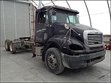 FREIGHTLINER COLUMBIA 120 Photo #4