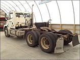 FREIGHTLINER FL112 Photo #3