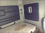 FREIGHTLINER CENTURY Photo #7