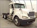 FREIGHTLINER COLUMBIA 120 Photo #5