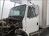 FREIGHTLINER FL70 Photo #2
