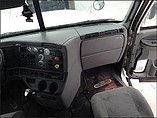FREIGHTLINER COLUMBIA 120 Photo #6