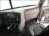 FREIGHTLINER COLUMBIA 120 Photo #6