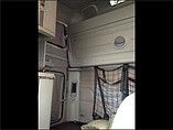 FREIGHTLINER COLUMBIA 120 Photo #8
