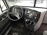 FREIGHTLINER COLUMBIA 120 Photo #5