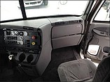 FREIGHTLINER COLUMBIA 120 Photo #6