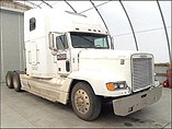 FREIGHTLINER FLD120 Photo #4