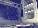 FREIGHTLINER FLD120 Photo #8