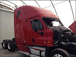 FREIGHTLINER CASCADIA Photo #2