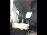 FREIGHTLINER FLD120 Photo #8