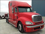 FREIGHTLINER COLUMBIA 120 Photo #2