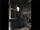 FREIGHTLINER C120-CENTURY Photo #11