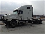 FREIGHTLINER COLUMBIA 120 Photo #3