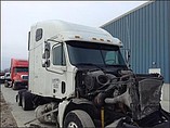 FREIGHTLINER COLUMBIA 120 Photo #9