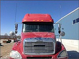 FREIGHTLINER COLUMBIA 120 Photo #2