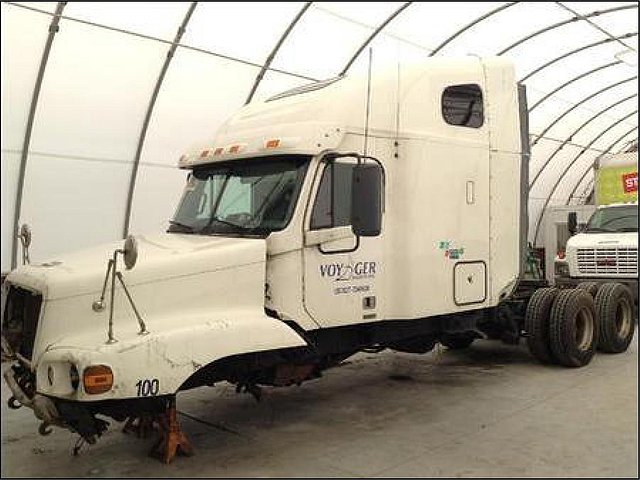FREIGHTLINER C120-CENTURY Photo
