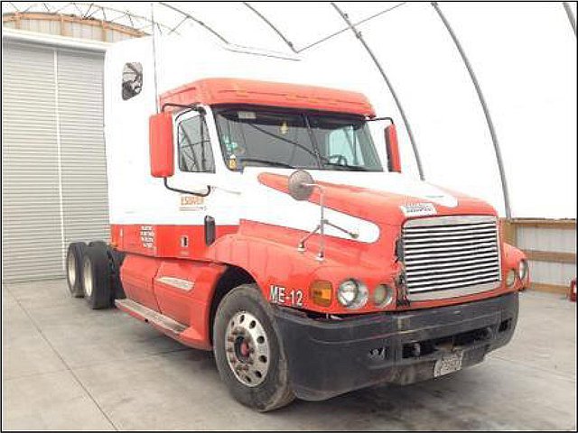 FREIGHTLINER C120-CENTURY Photo