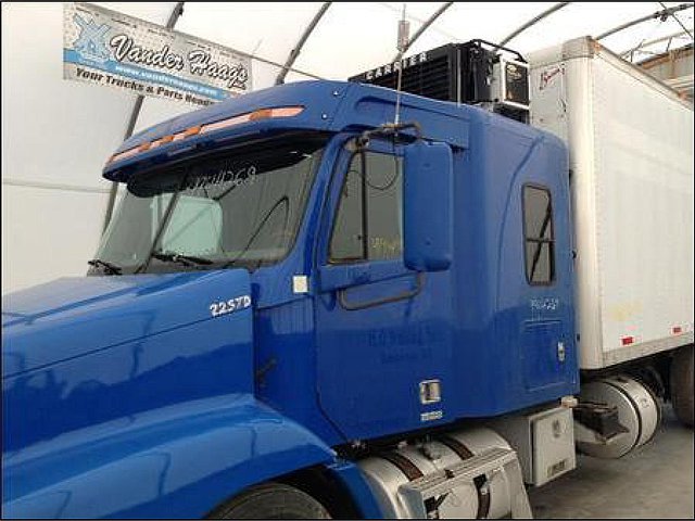 FREIGHTLINER CENTURY