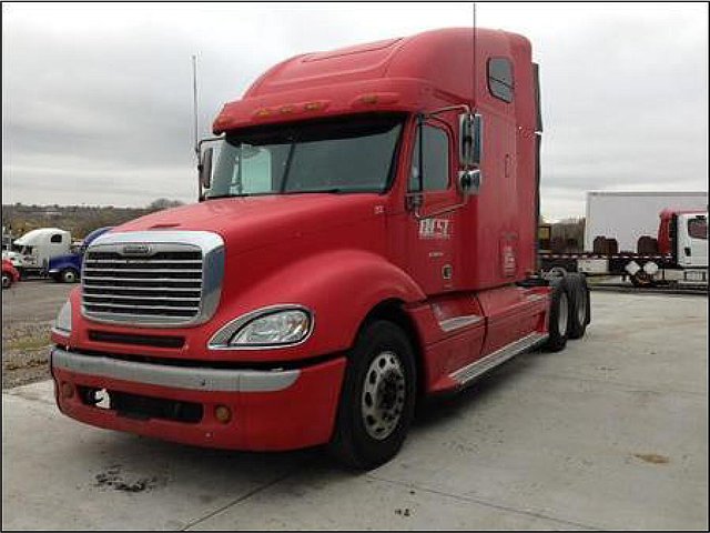 FREIGHTLINER COLUMBIA 120 Photo