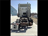 FREIGHTLINER COLUMBIA 120 Photo #3