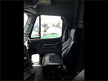 FREIGHTLINER COLUMBIA 120 Photo #9