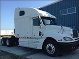 FREIGHTLINER COLUMBIA 120