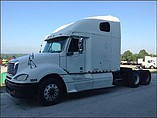 FREIGHTLINER COLUMBIA 120 Photo #3
