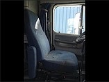 FREIGHTLINER COLUMBIA 120 Photo #2