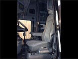 FREIGHTLINER C120-CENTURY Photo #7
