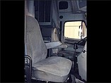 FREIGHTLINER C120-CENTURY Photo #9