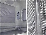 FREIGHTLINER C120-CENTURY Photo #12