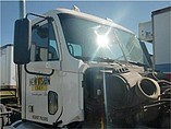 FREIGHTLINER COLUMBIA 120 Photo #2