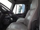 FREIGHTLINER M2 100 Photo #10