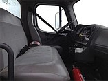 FREIGHTLINER M2 100 Photo #13