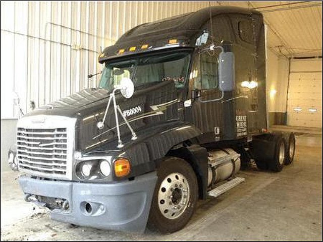 FREIGHTLINER C120-CENTURY Photo