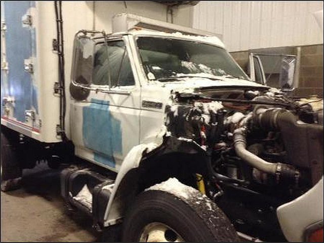 FORD F800 Photo