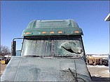 FREIGHTLINER C120-CENTURY Photo #3