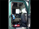 FREIGHTLINER C120-CENTURY Photo #10