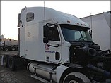 FREIGHTLINER COLUMBIA 120 Photo #2