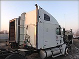 FREIGHTLINER COLUMBIA 120 Photo #3